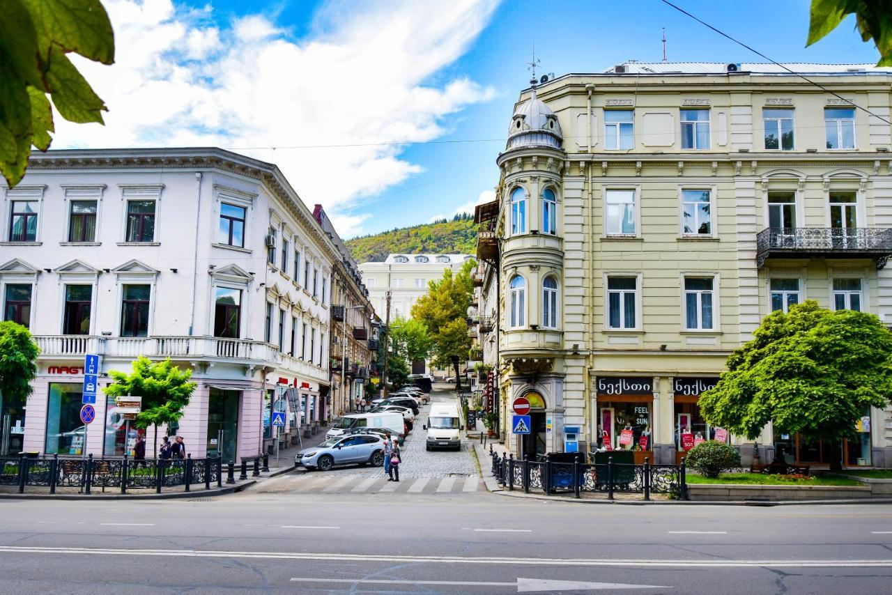 Hb Apartments Laghidze Тбілісі Екстер'єр фото